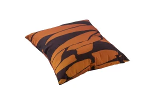 Makura Mountain Brown Cushion